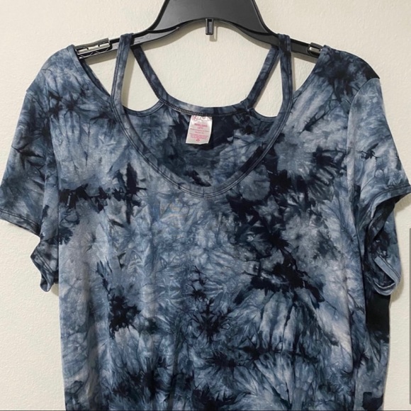 Plus Size 3X Tie Dye Knotted Tee Navy Blue EUC - Picture 7 of 10